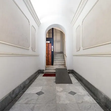 Residenza Francesco Colosseo Bed and Breakfast 3*