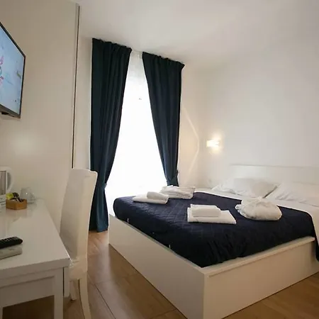 Bed and Breakfast Residenza Francesco Colosseo